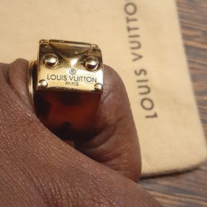 LOUIS VUITTON TORTOISE "LOCK ME" RING VINTAGE 6.5